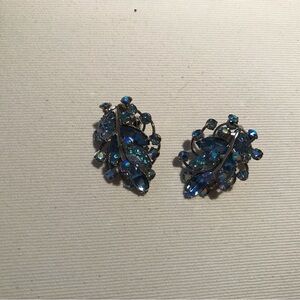 Vintage Elegant Blue Crystal Clip-On Earrings